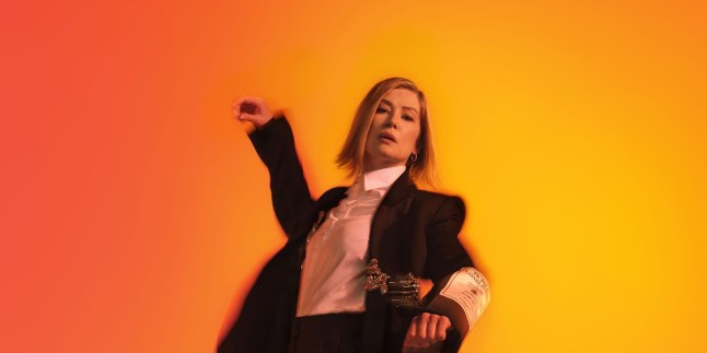Rosamund Pike as Jessica Parks